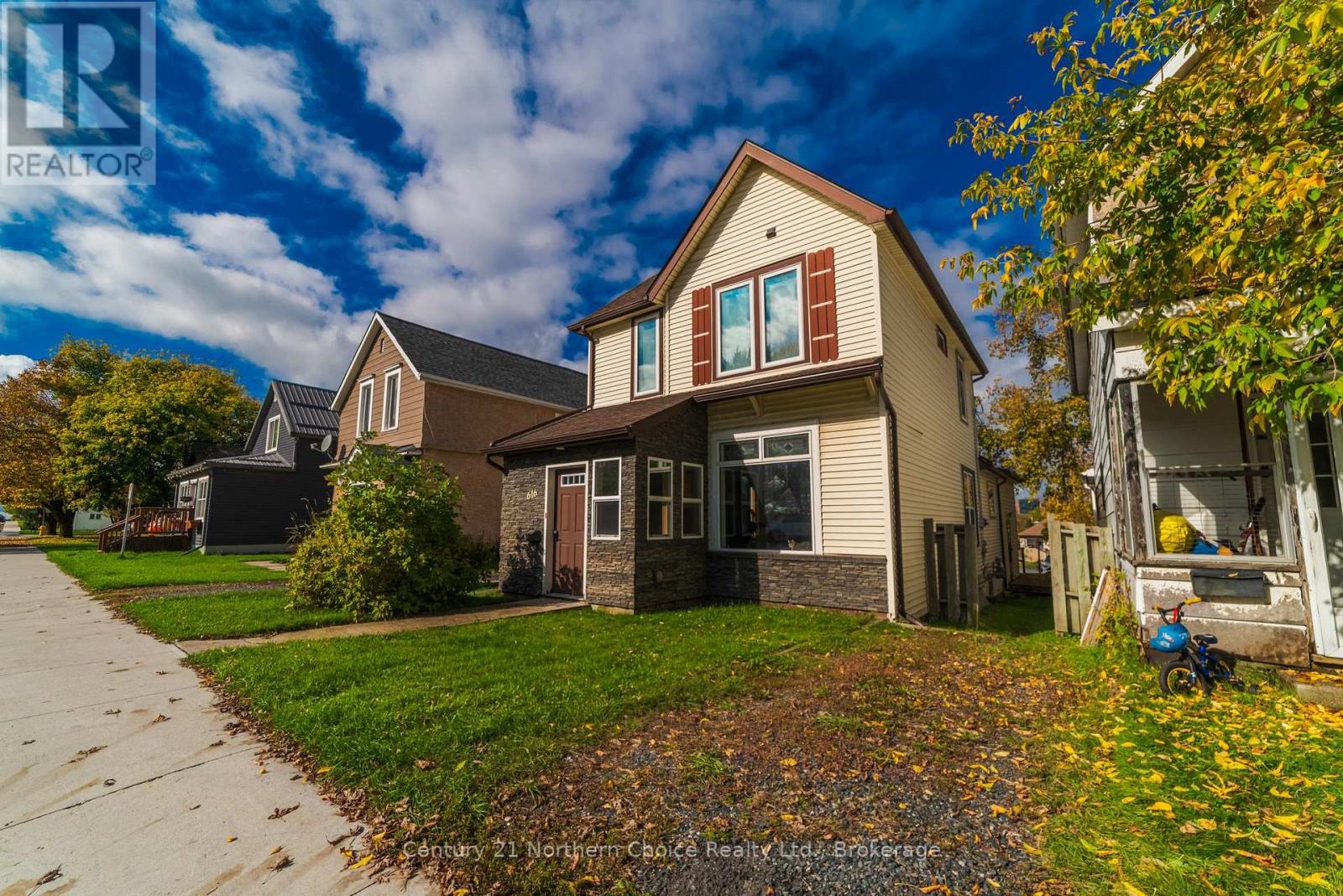 616 SECOND STREET S, Kenora (Central)