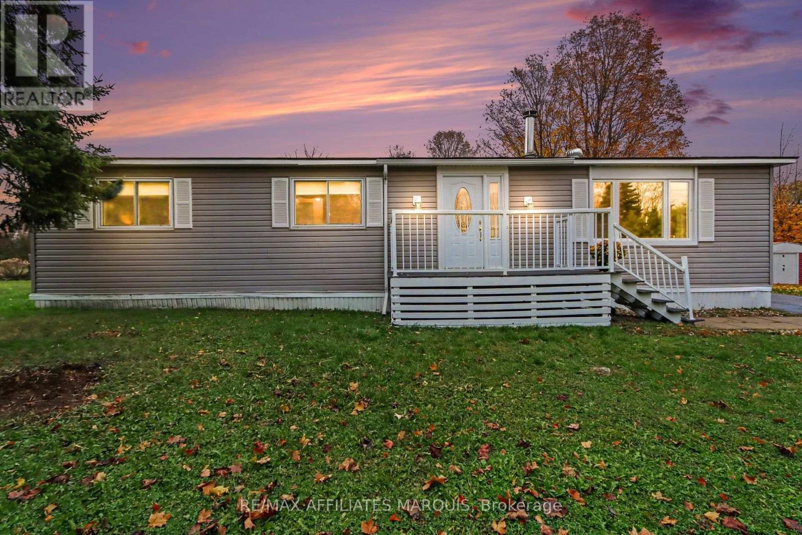 3 OTTERDALE CRESCENT, Rideau Lakes