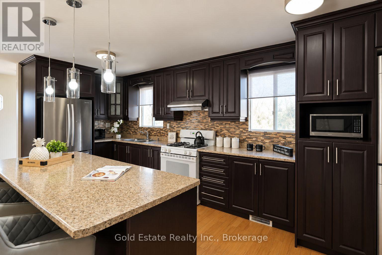 44 BRUCE BEER DRIVE, Brampton (Madoc) — photo 12
