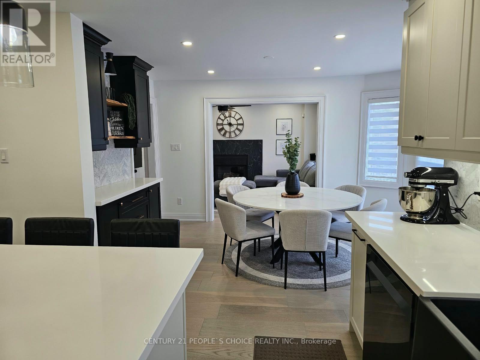 7 PENHURST PLACE, Caledon (Bolton East) — photo 4