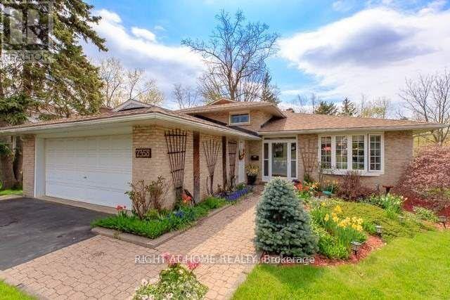 2358 THORN LODGE DRIVE, Mississauga (Sheridan)