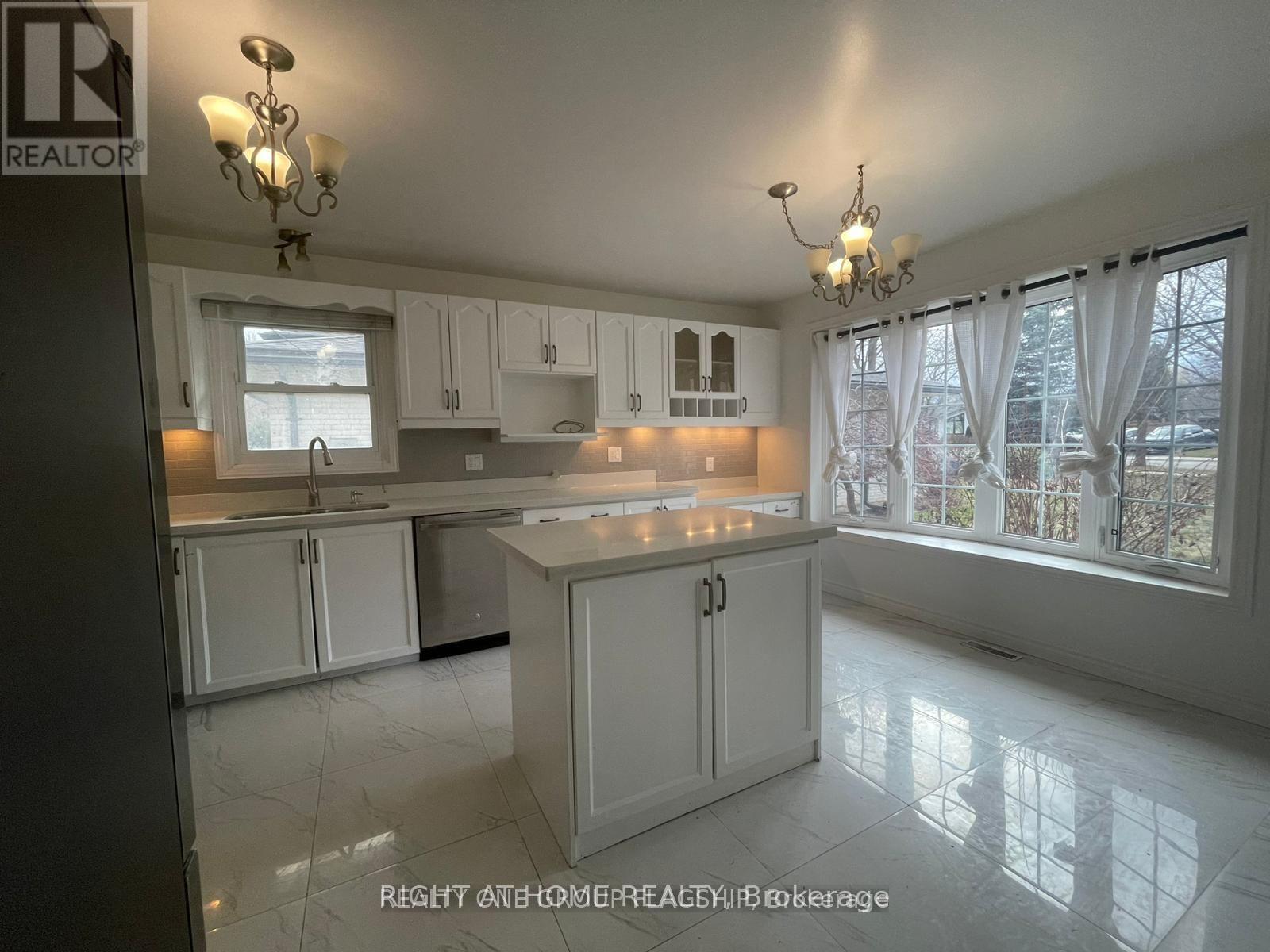 2358 THORN LODGE DRIVE, Mississauga (Sheridan) — photo 8