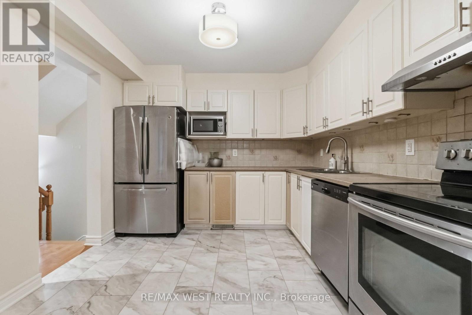 140 LERTA WAY, Ottawa — photo 11