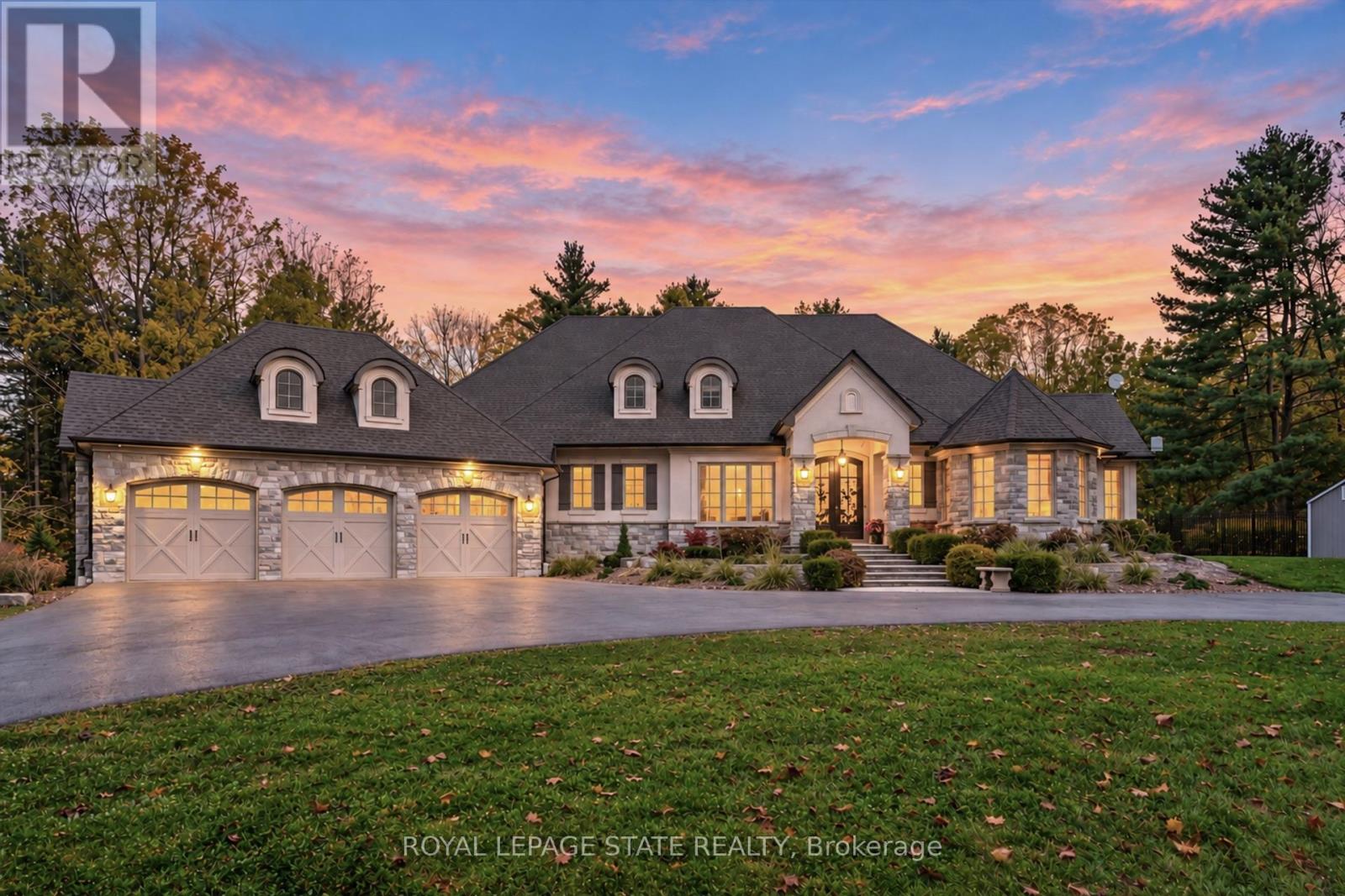1043 JERSEYVILLE ROAD W, Hamilton (Ancaster) — photo 2