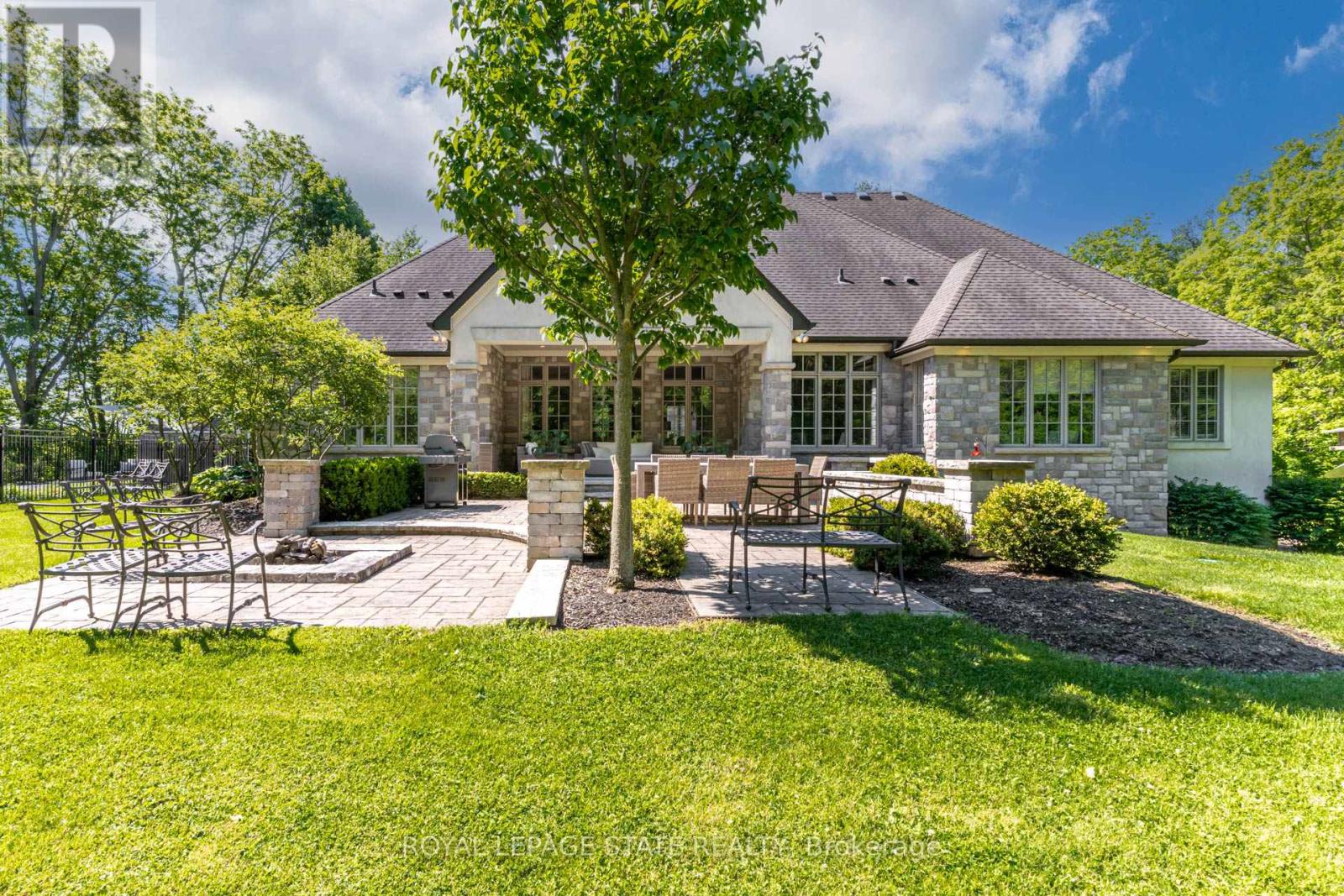 1043 Jerseyville Road West, Hamilton, ON photo 45