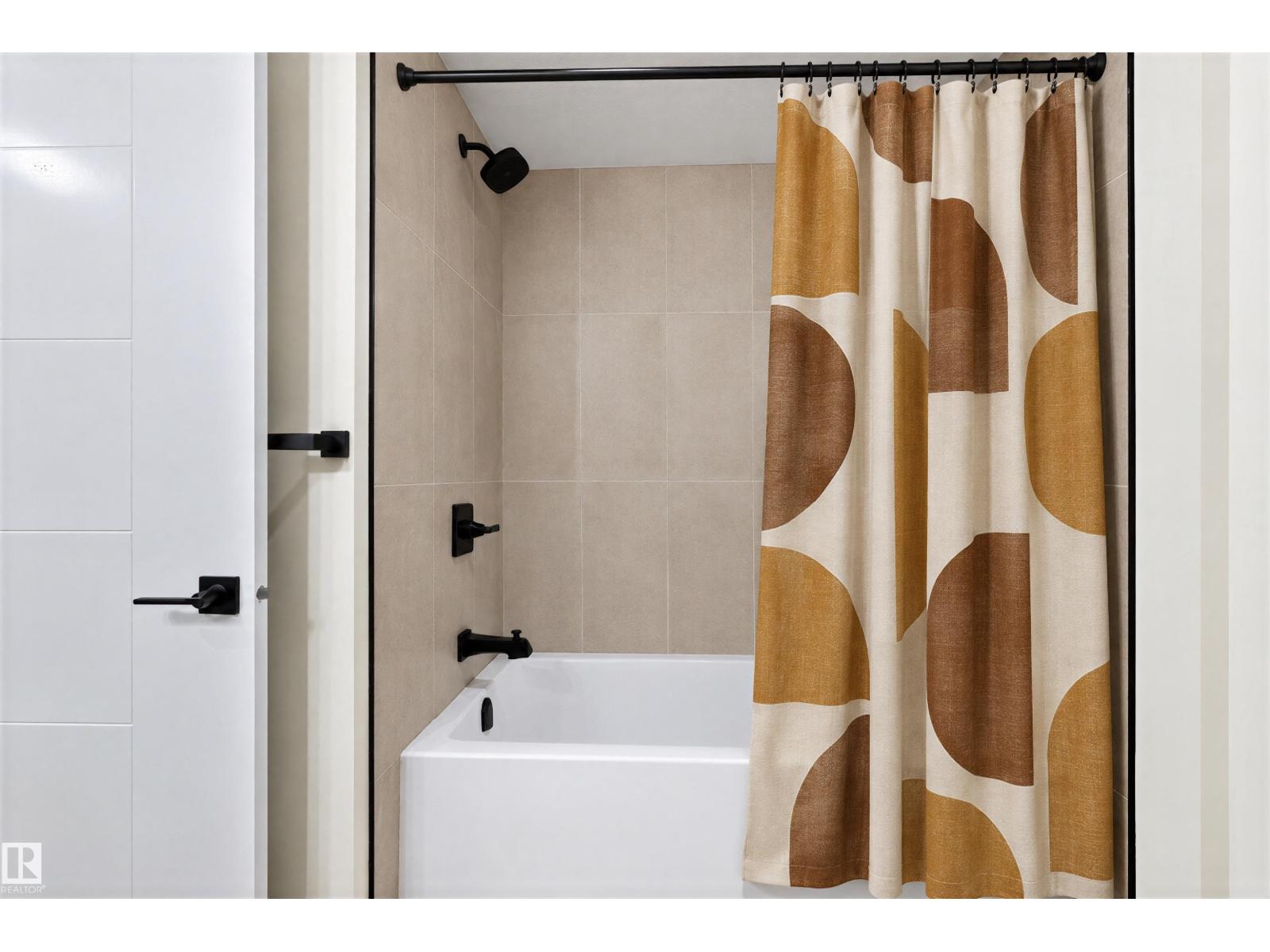 Property photograph 44 for MLS E4514431