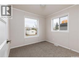 Primary Bedroom - E18 1455 9th Avenue Ne, Moose Jaw, SK S6J1C6 Photo 8