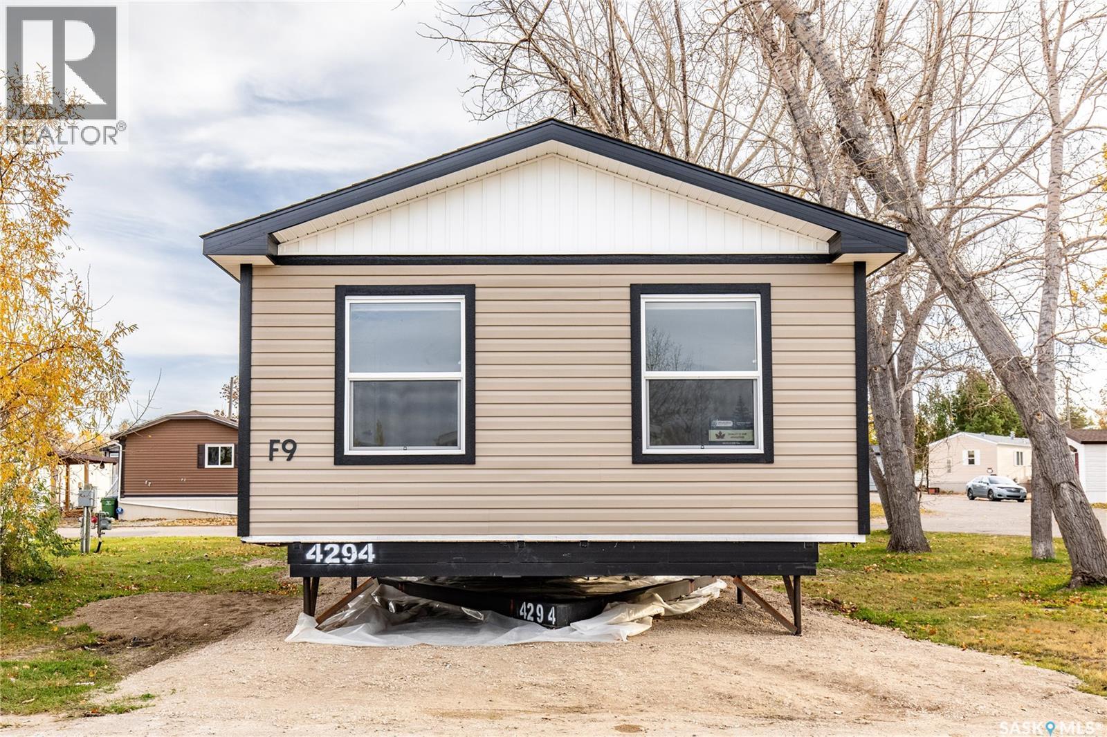 F9 1455 9th AVENUE NE, Moose Jaw — photo 2