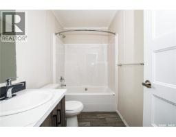 F9 1455 9th Avenue Ne, Moose Jaw, SK S6J1C6 Photo 12