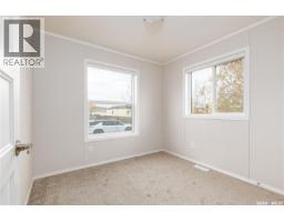 Dining room - F9 1455 9th Avenue Ne, Moose Jaw, SK S6J1C6 Photo 6