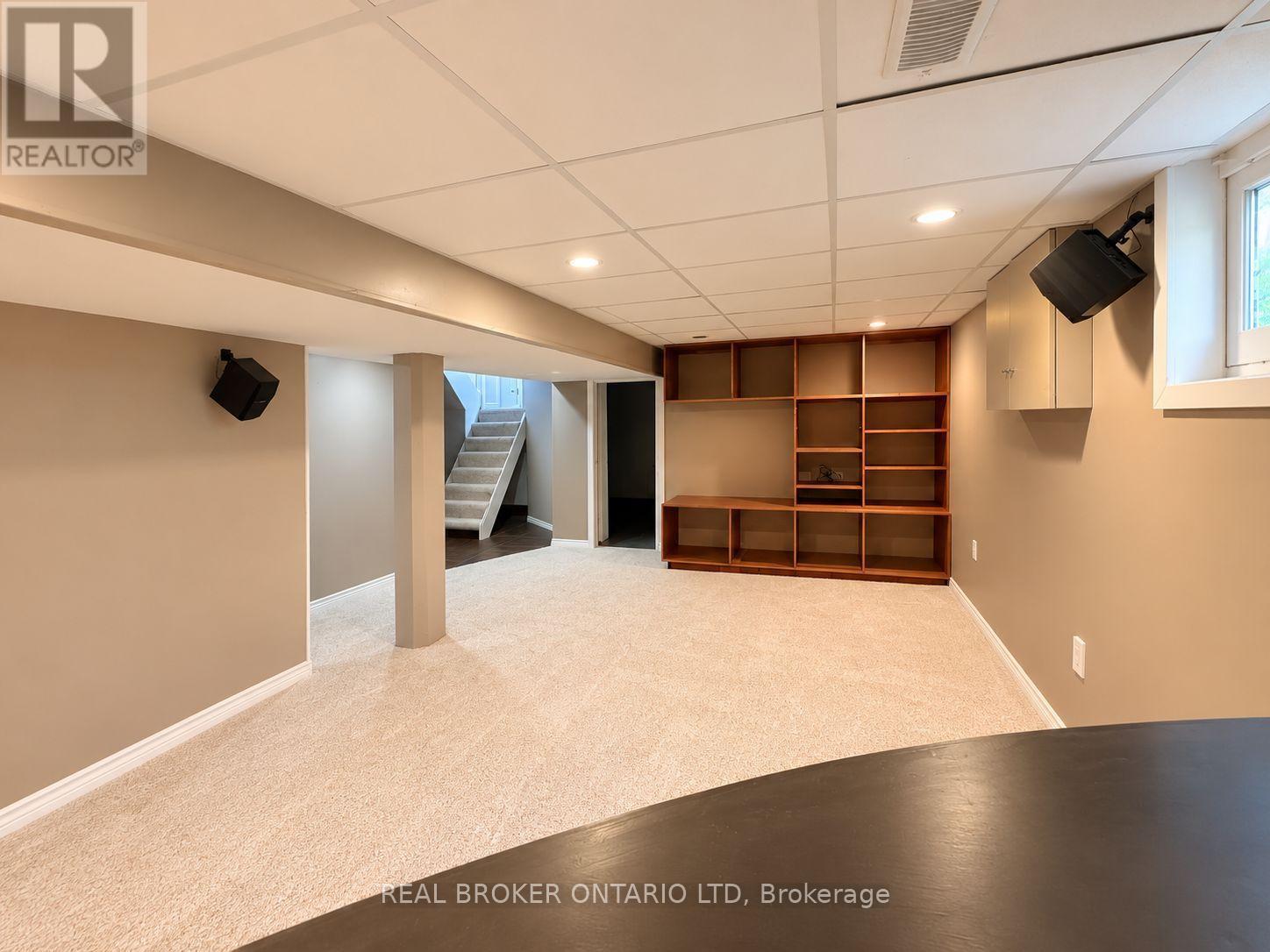 131 BOND STREET, London South (South H) — photo 12