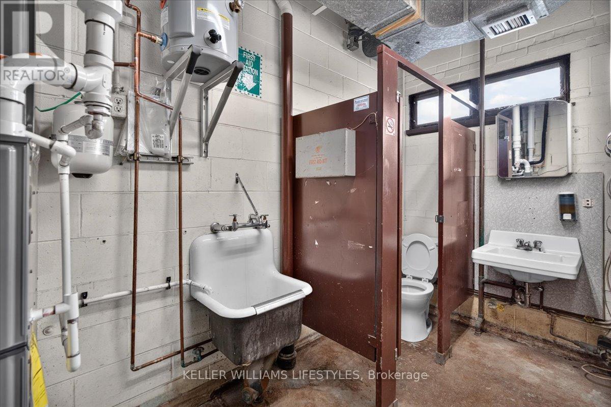 89 MAIN STREET S, Lambton Shores (Forest) — photo 12
