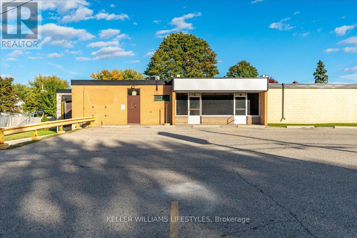 89 MAIN STREET S, Lambton Shores (Forest) — photo 3