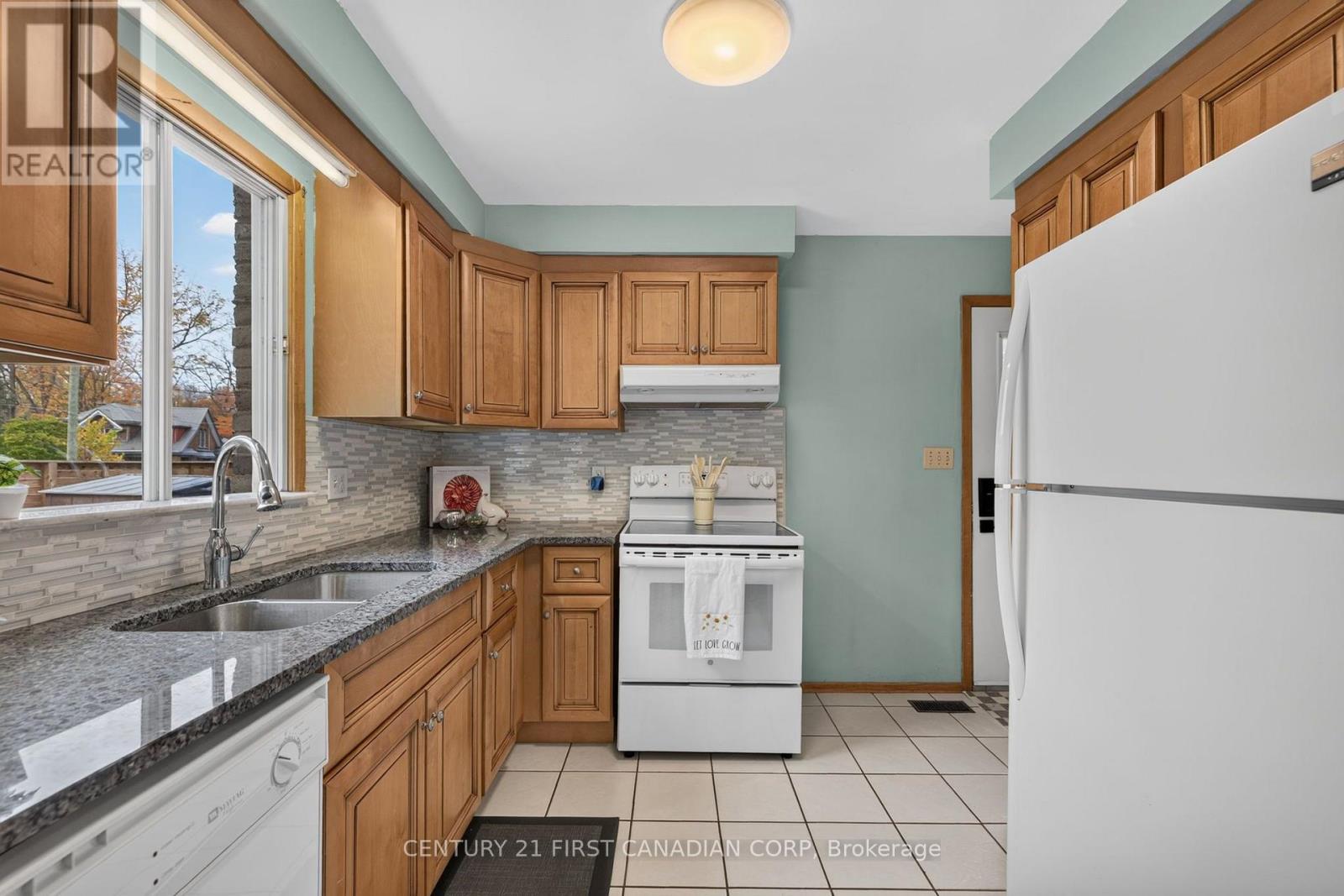 23 KITTRIDGE AVENUE W, Strathroy-Caradoc (NW) — photo 12