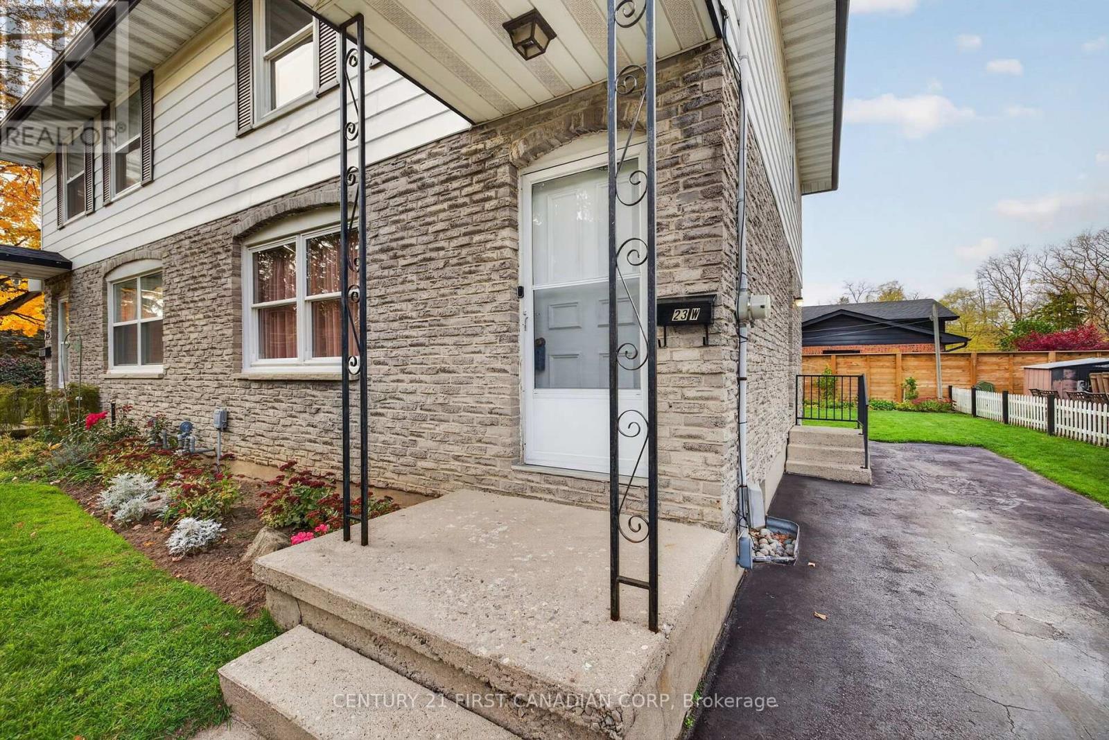 23 KITTRIDGE AVENUE W, Strathroy-Caradoc (NW) — photo 4