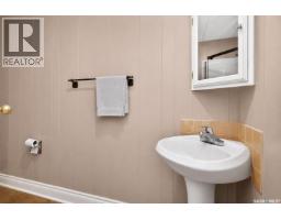 416 5th Avenue Nw, Moose Jaw, SK S6H3X9 Photo 26
