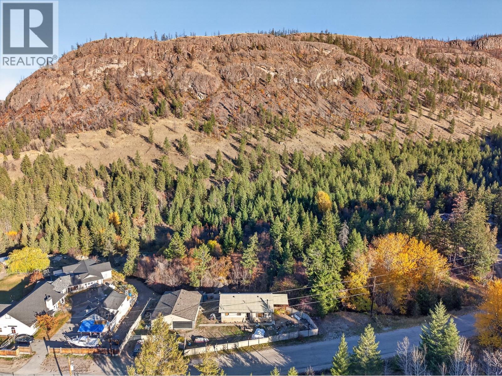523 Grand Oro Road, Kaleden