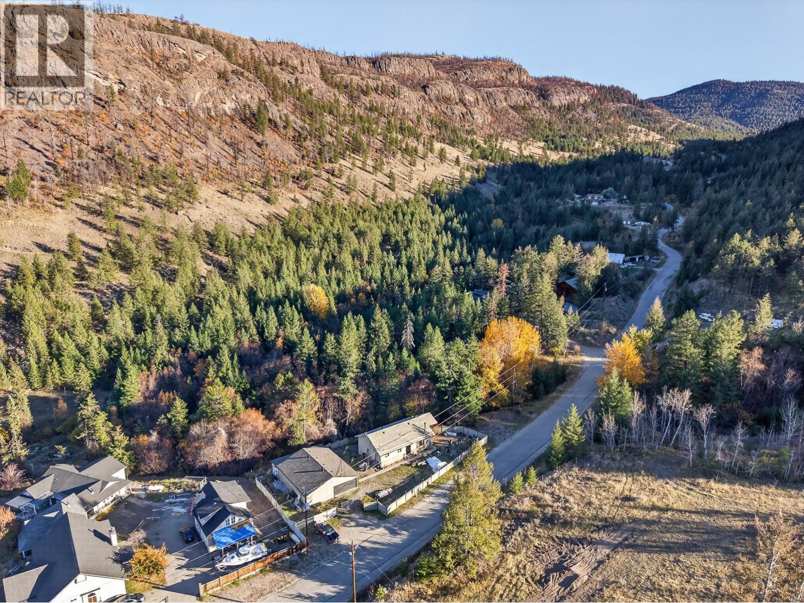 523 Grand Oro Road, Kaleden
