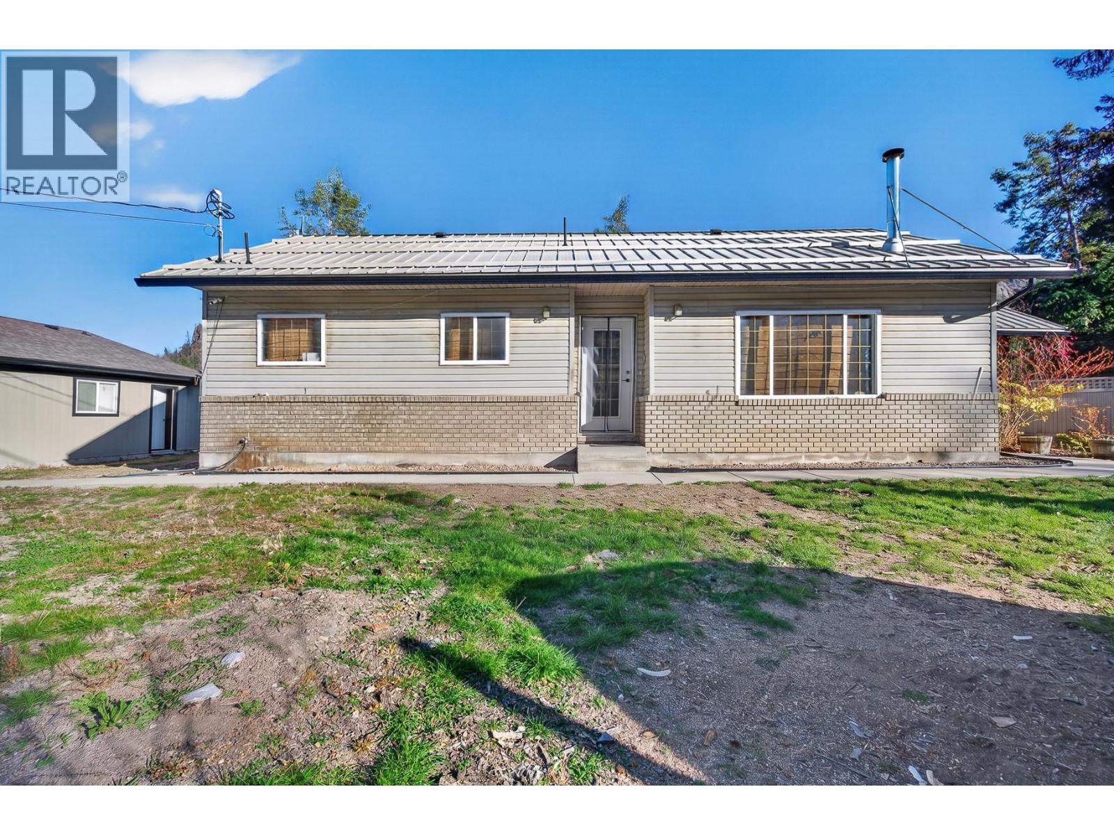 523 Grand Oro Road, Kaleden