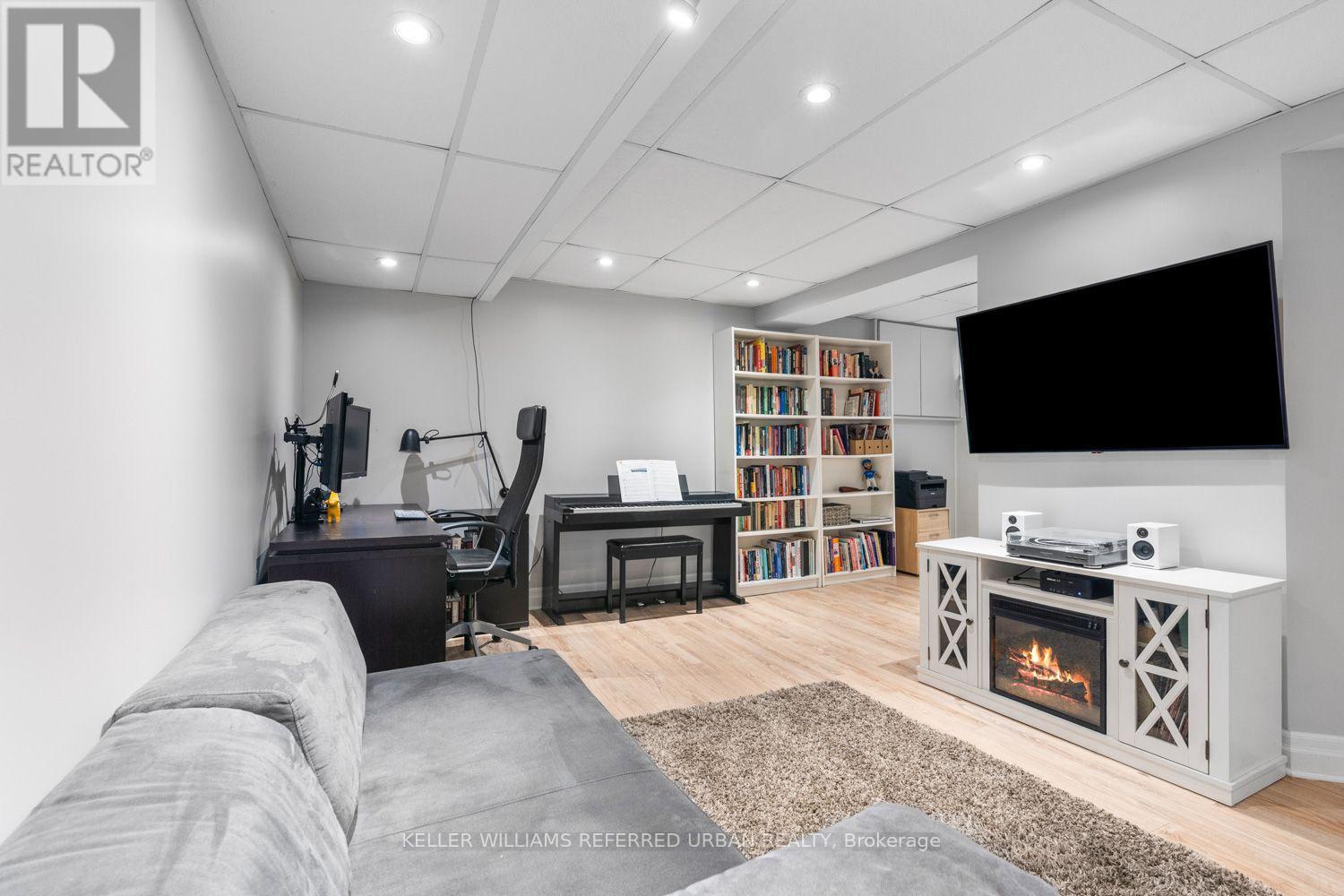 200 Saint Marks Road, Toronto, ON photo 20
