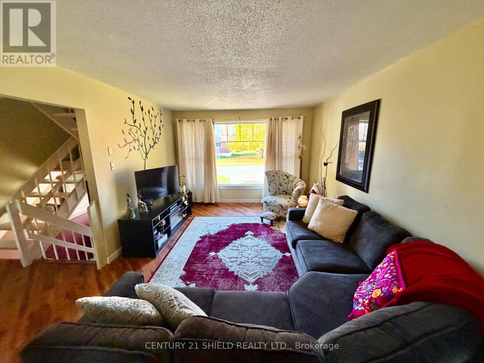 724 GLENGARRY BOULEVARD, Cornwall — photo 4