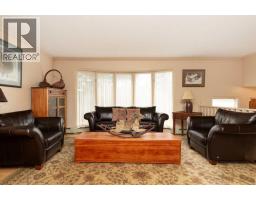 2pc Bathroom - 41 Simon Fraser Boulevard, Lethbridge, AB T1K4R1 Photo 6