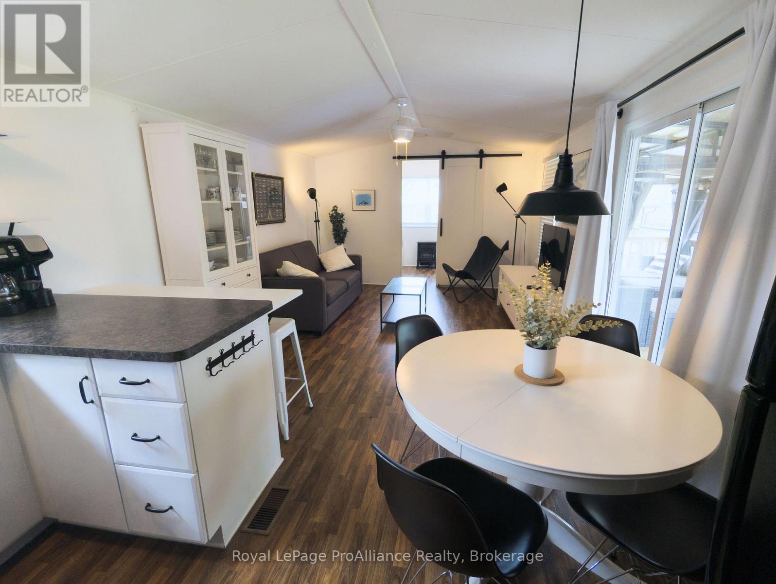 486 COUNTY RD 18- 9 CHERRY BEACH LANE, Prince Edward County (Athol Ward) — photo 6