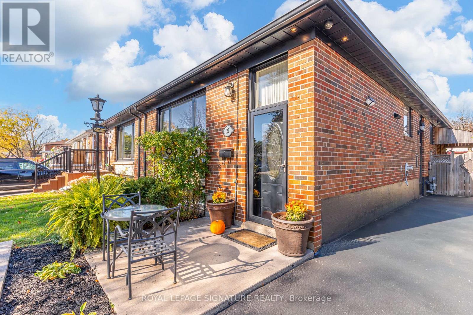 Photo of 22 PAINSWICK CRESCENT