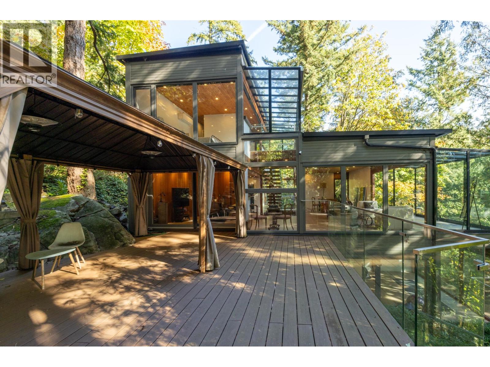 6915 Marine Drive, West Vancouver — photo 38