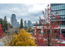 208 13733 107a Avenue, Surrey, BC V3T0B7 Photo 25