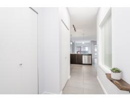 208 13733 107a Avenue, Surrey, BC V3T0B7 Photo 35