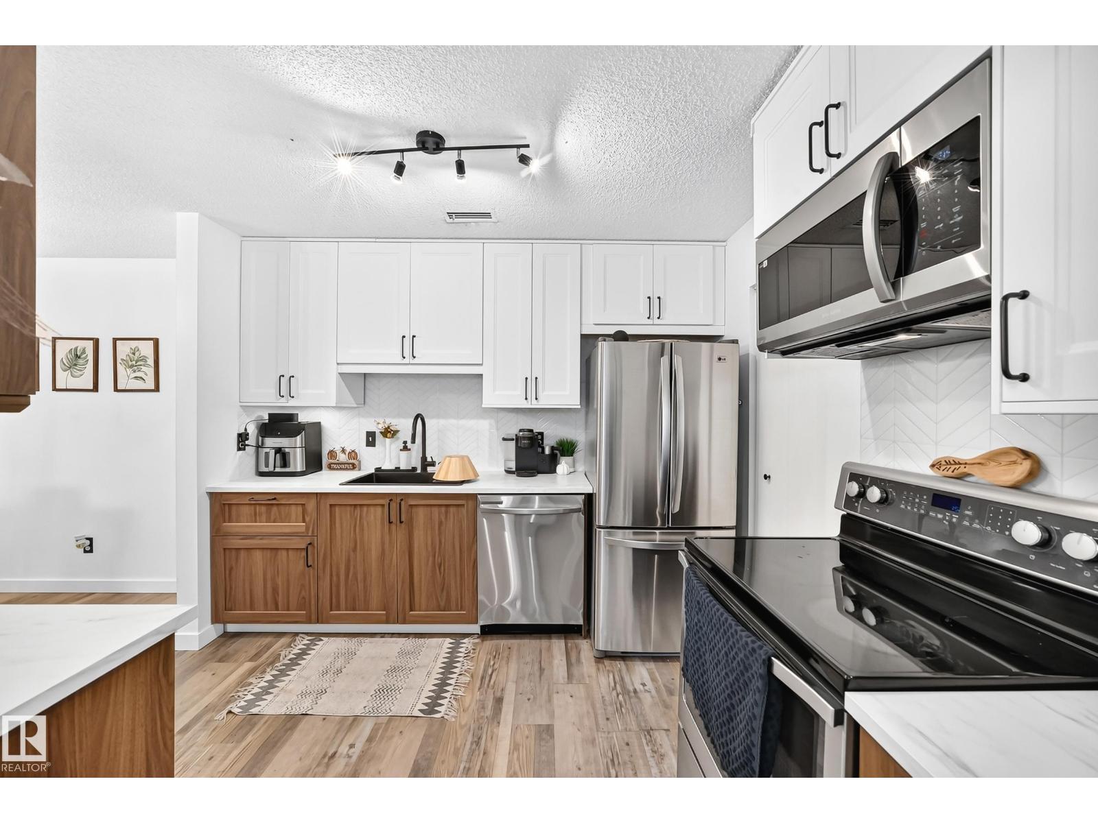 #68 2204 118 ST NW, Edmonton — photo 15
