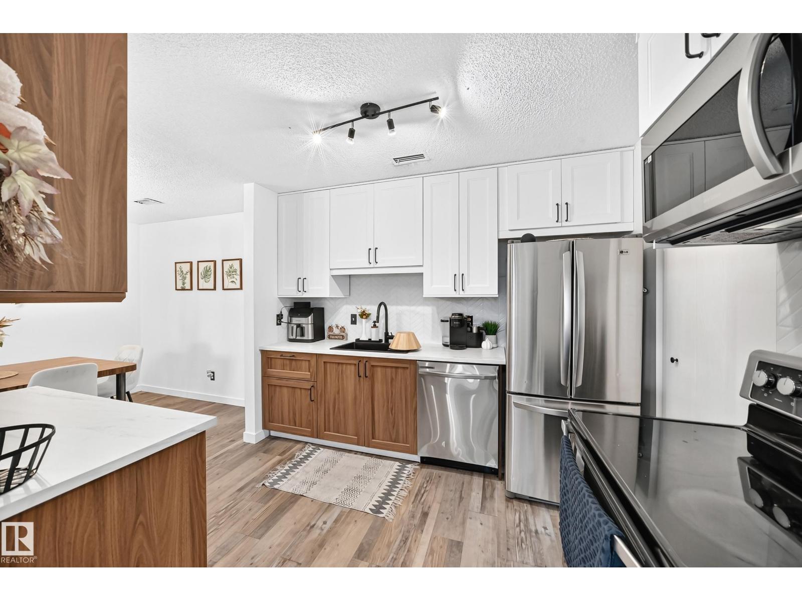 #68 2204 118 ST NW, Edmonton — photo 16