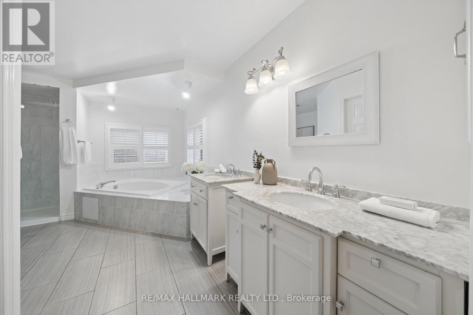 353 Rouge Hill Court, Pickering, ON photo 21