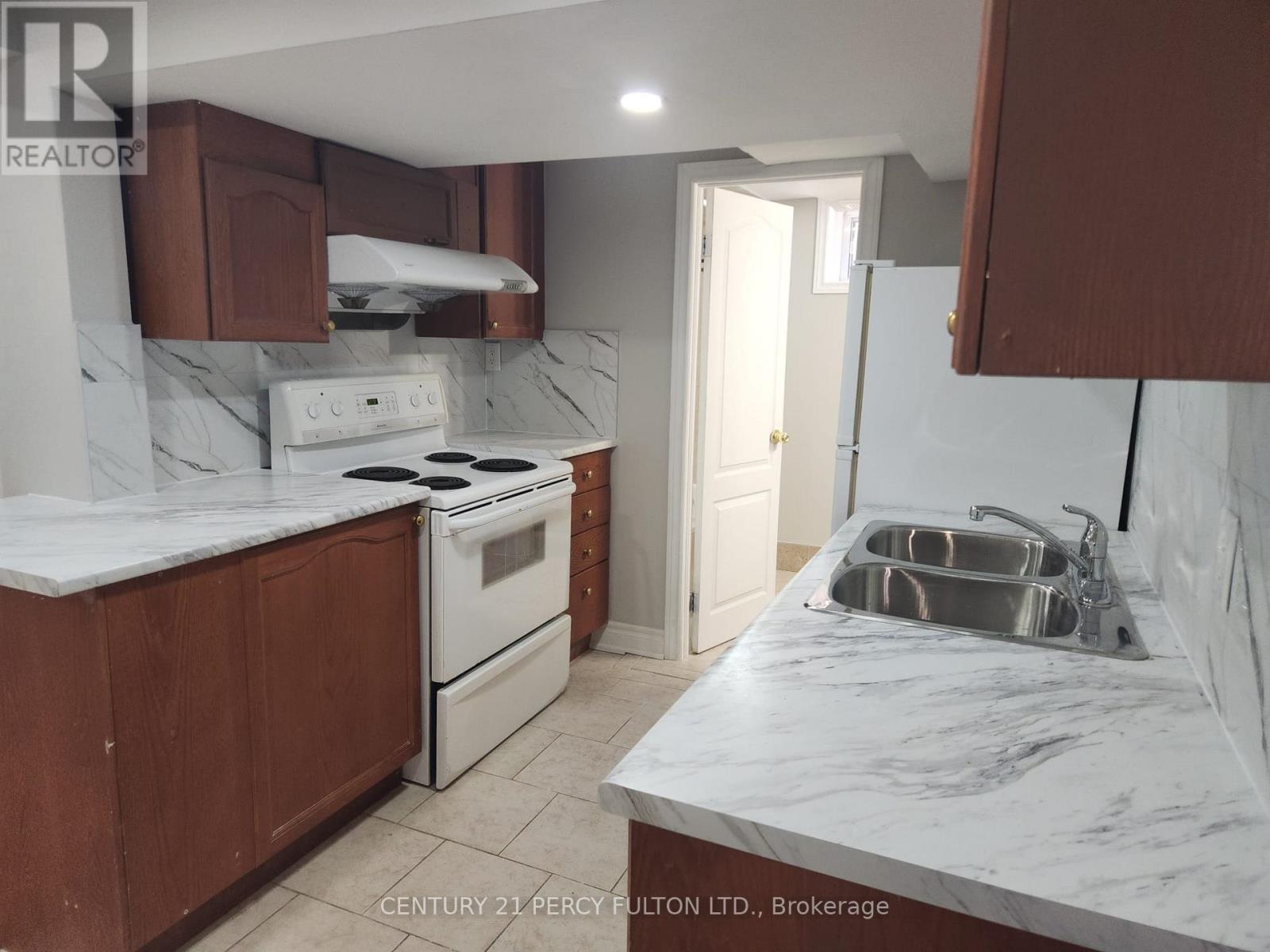 BSMT 1 - 19 LYNVALLEY CRESCENT, Toronto (Wexford-Maryvale) — photo 7