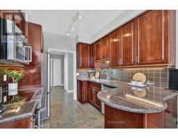 410 - 9 Boardwalk Drive, Toronto, ON M4L6T1 Photo 9
