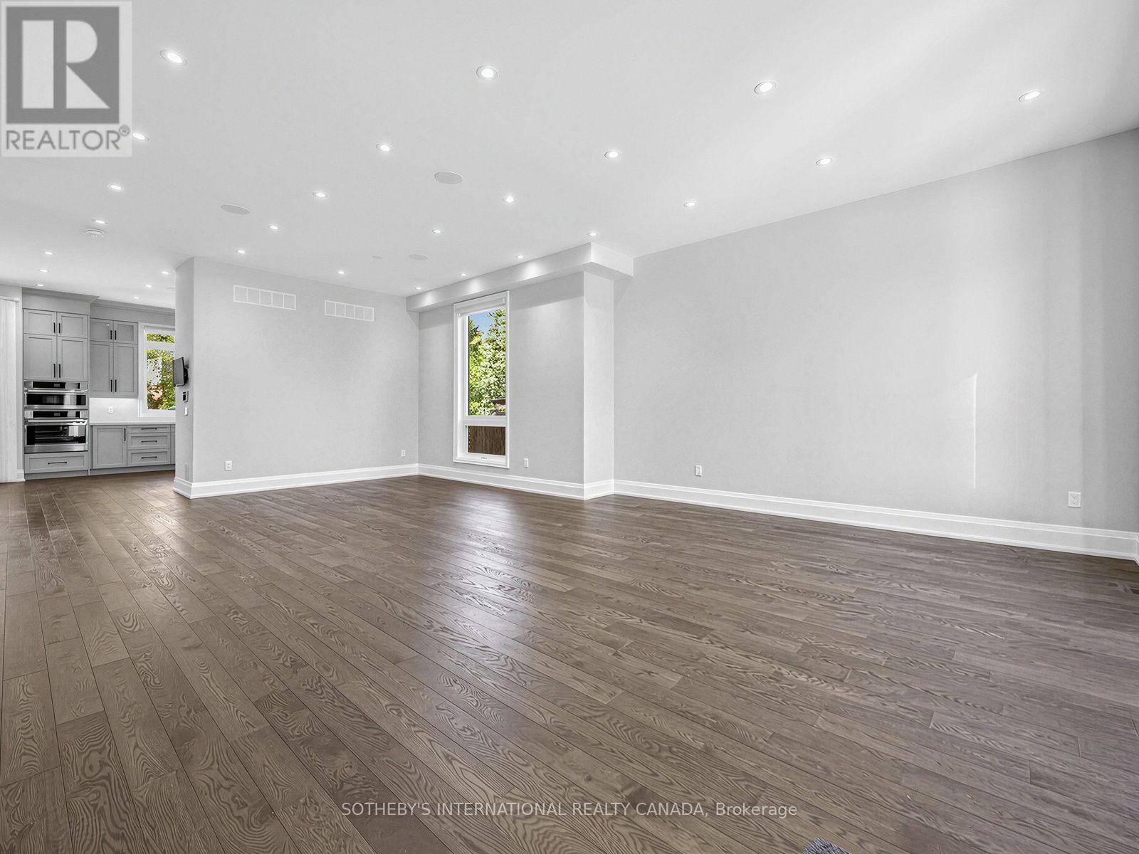 Photo of 4 BIRCHLAWN AVENUE