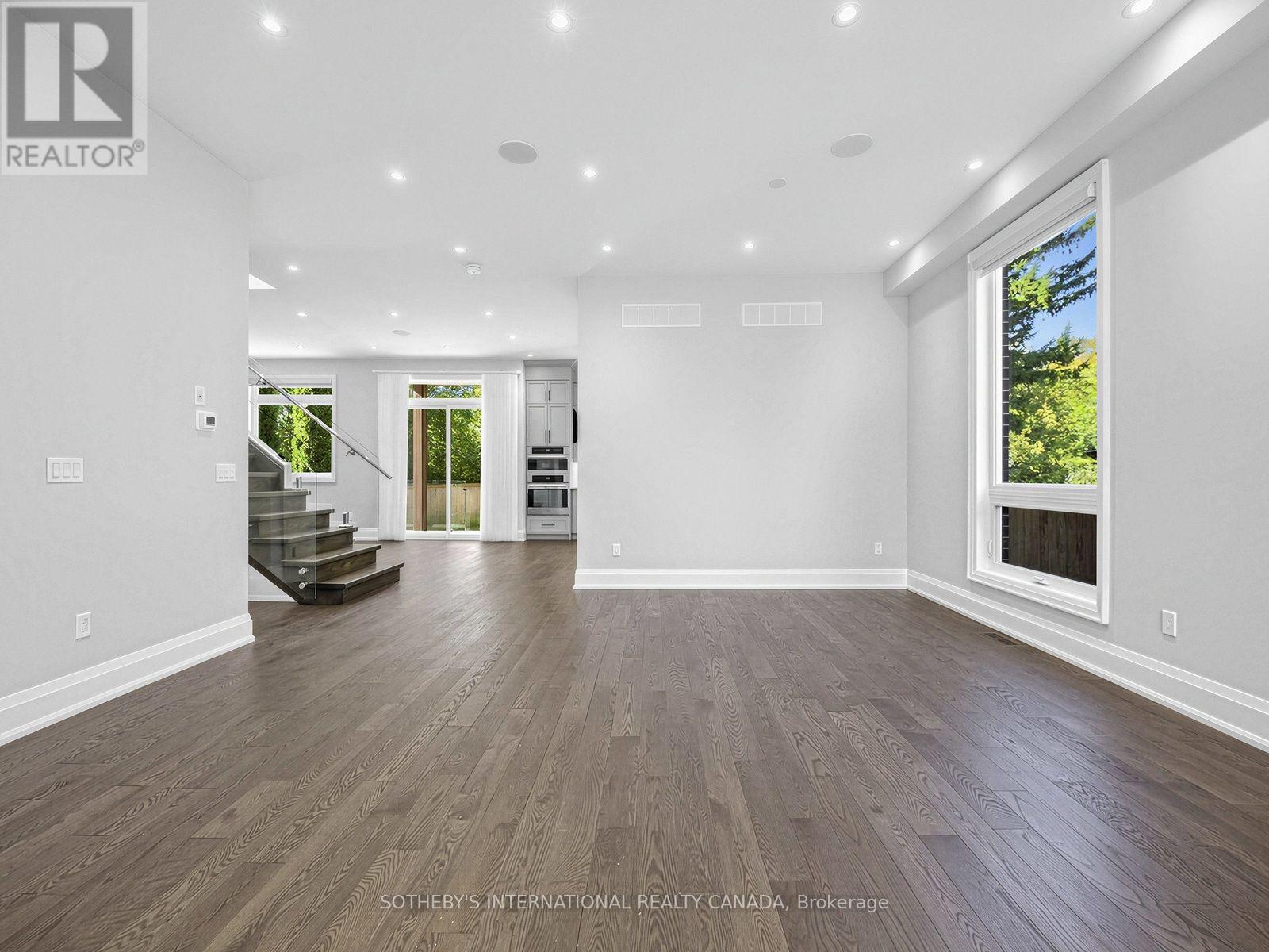Photo of 4 BIRCHLAWN AVENUE