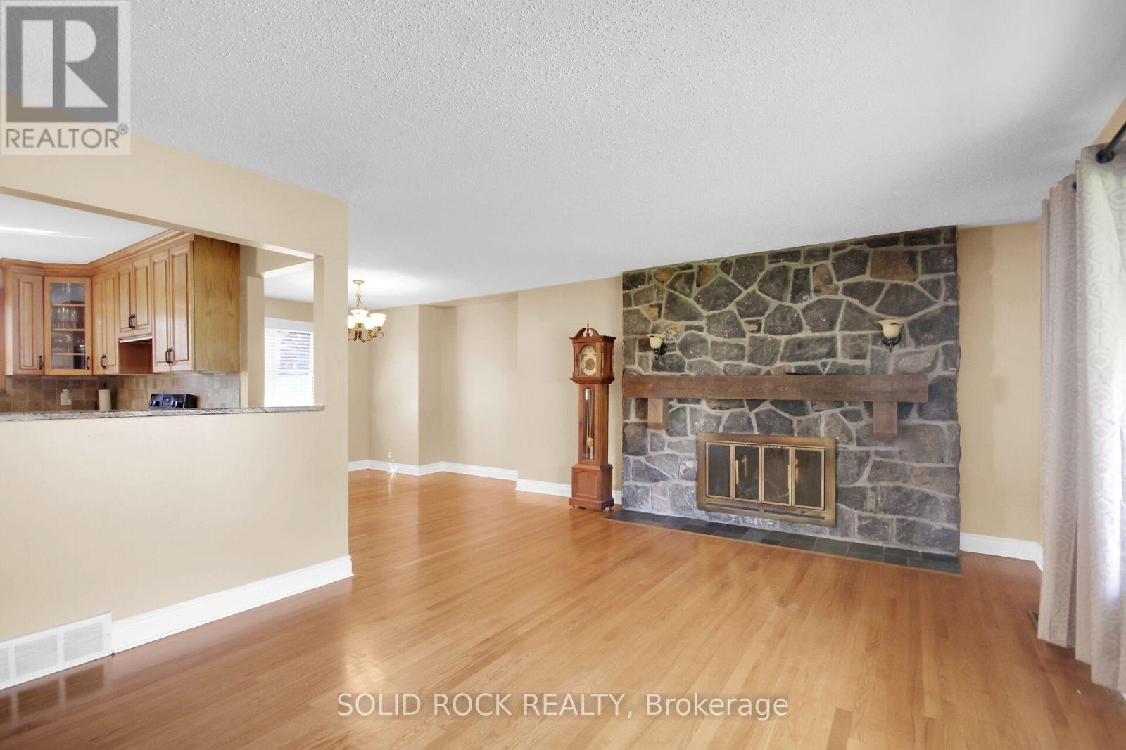 125 BEAVER RIDGE, Ottawa — photo 10