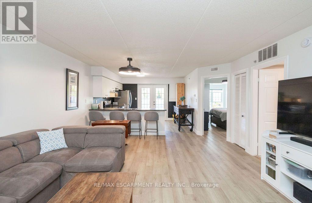 207 - 1480 BISHOPS GATE, Oakville (GA Glen Abbey) — photo 6
