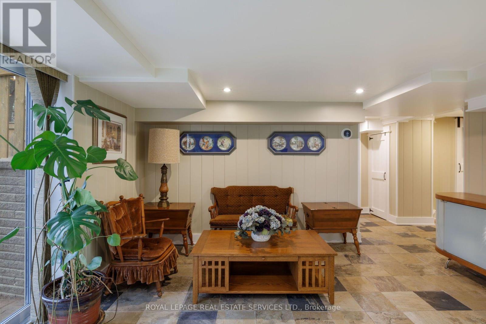 1099 Sixth Line, Oakville, ON photo 27