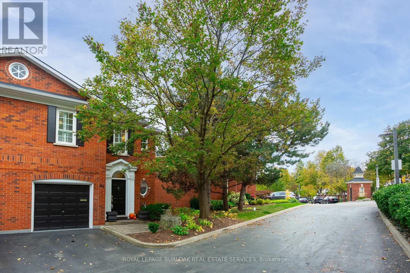 Photo of 80 FAIRWOOD PLACE W