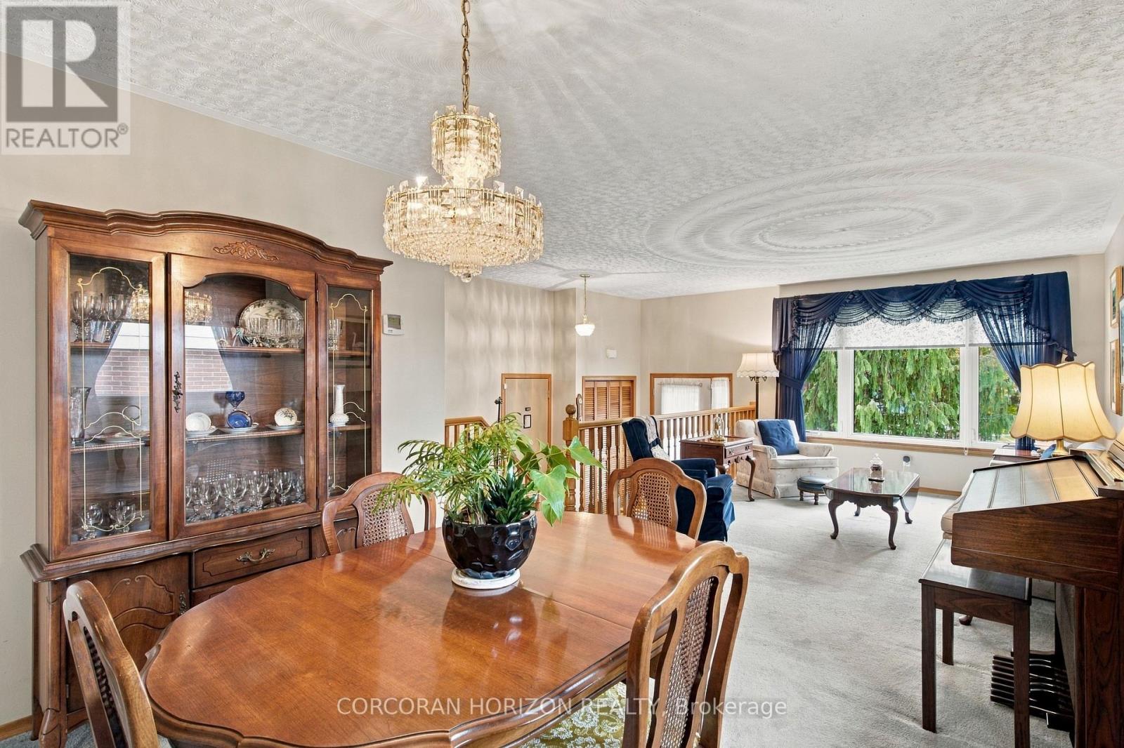 30 CARLYLE PLACE, Kitchener — photo 12