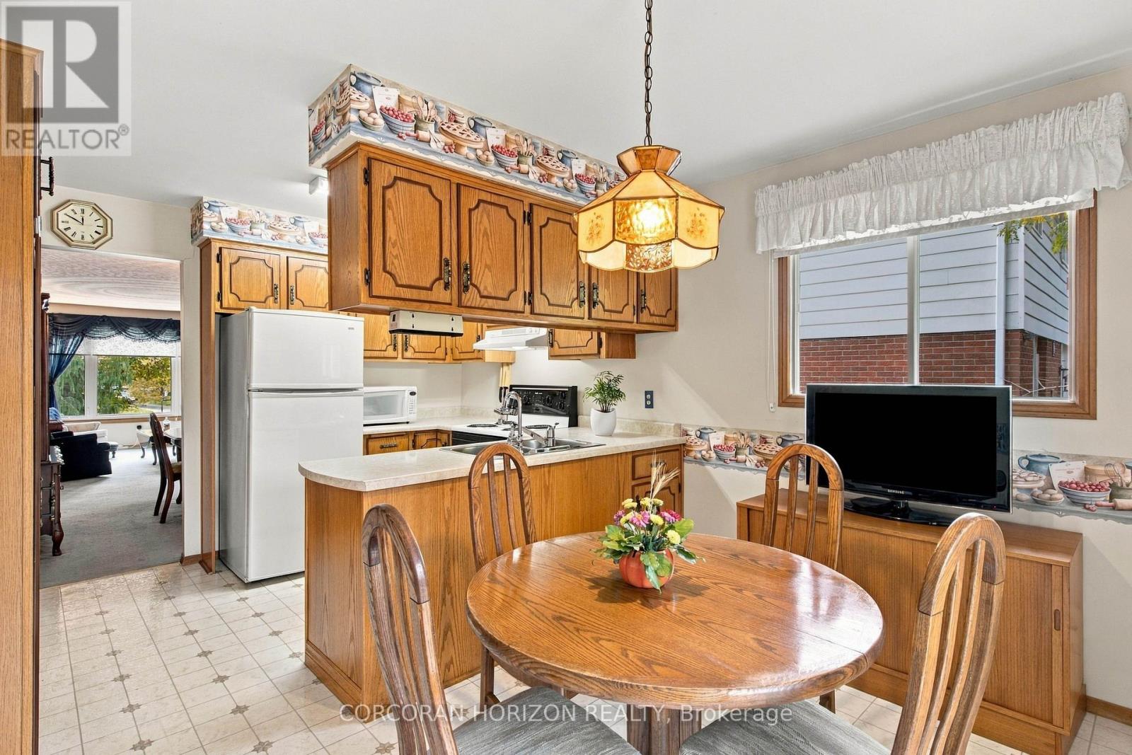 30 Carlyle Place, Kitchener, ON photo 17
