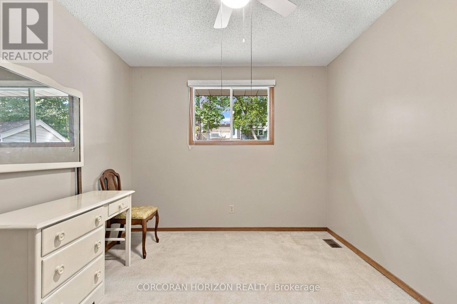 30 Carlyle Place, Kitchener, ON photo 24