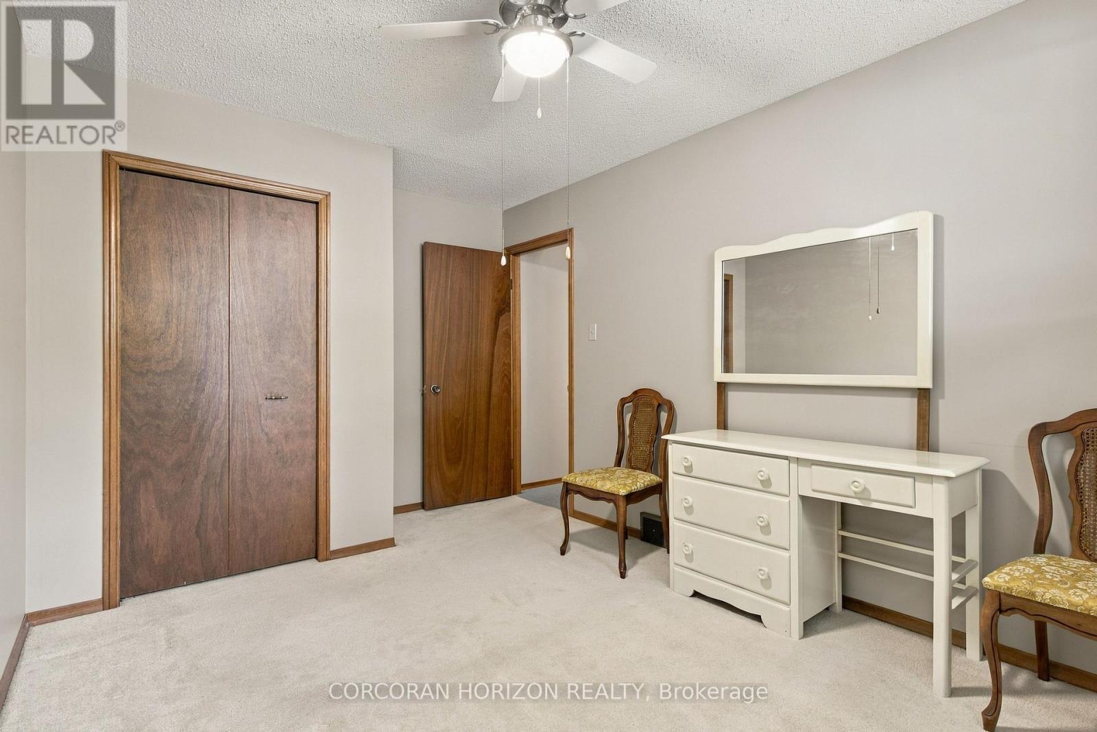 30 Carlyle Place, Kitchener, ON photo 25