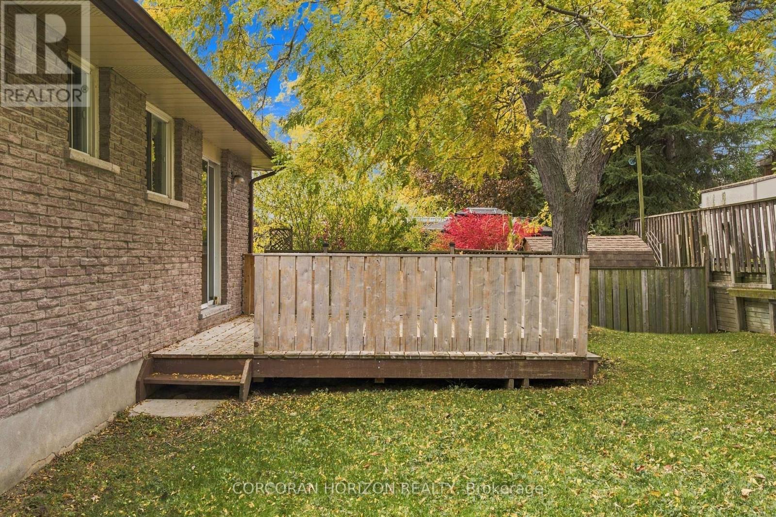 30 Carlyle Place, Kitchener, ON photo 37