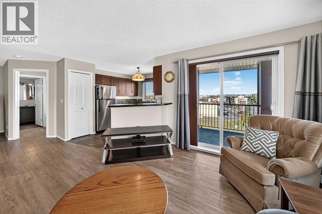 1420, 505 Railway Street W, photo 14 of 33
