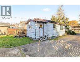 929 Hall Street W, Moose Jaw, SK S6H2S3 Photo 39