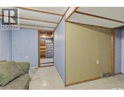 929 Hall Street W, Moose Jaw, SK S6H2S3 Photo 30